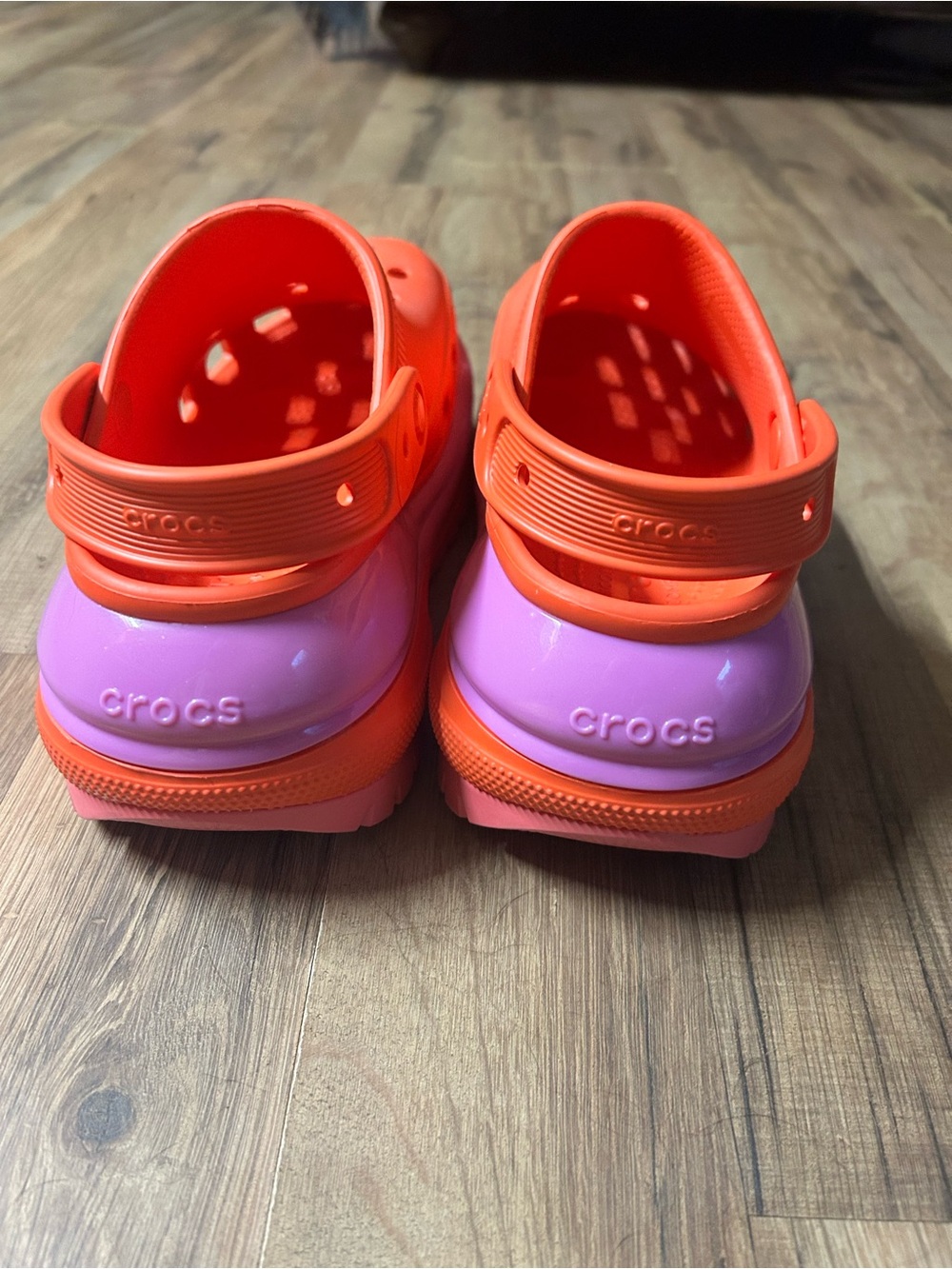 Crocs Mega Crush Clog Woman’s 8 Red Pink Platform Rare Spring - Picture 7 of 7